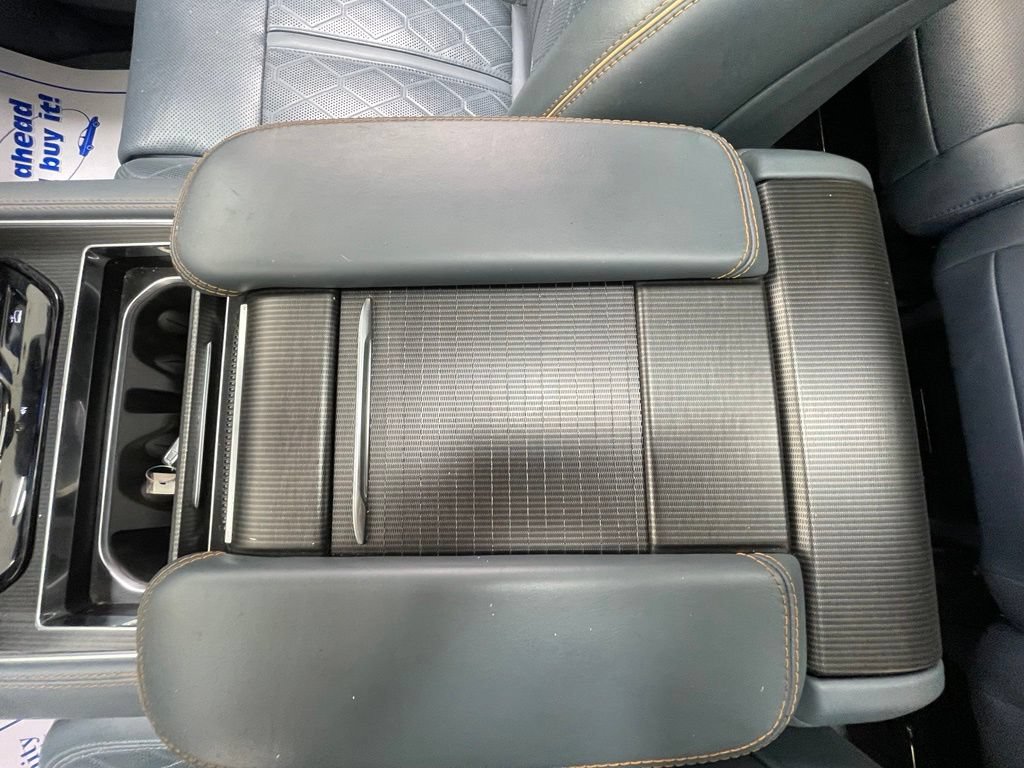Used 2023 Jeep Grand Wagoneer Series III w/ Rear Seat Video Group 1 AWD/4WD image 26