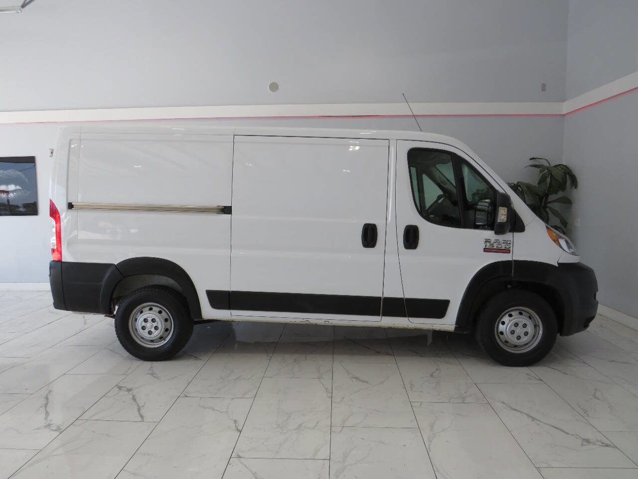 Used 2021 RAM ProMaster 1500 w/ Convenience Group image 3