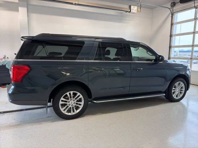 Used 2022 Ford Expedition Max XLT image 9