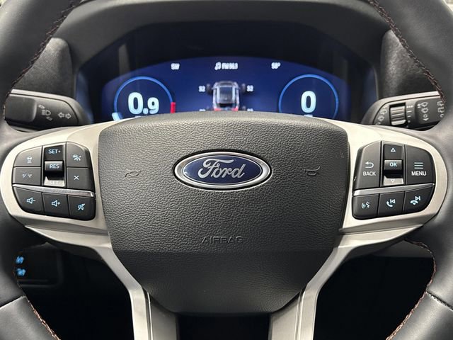 Used 2025 Ford Explorer Active w/ Active Comfort Package image 18