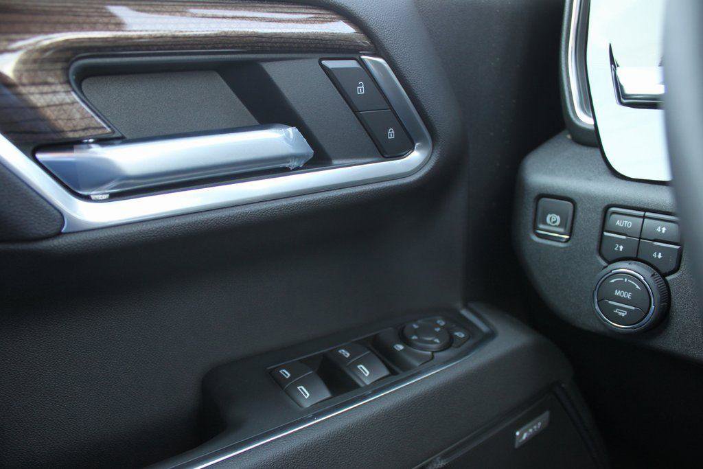 New 2026 Chevrolet Silverado 1500 RST w/ RST All Star Premium Package image 13