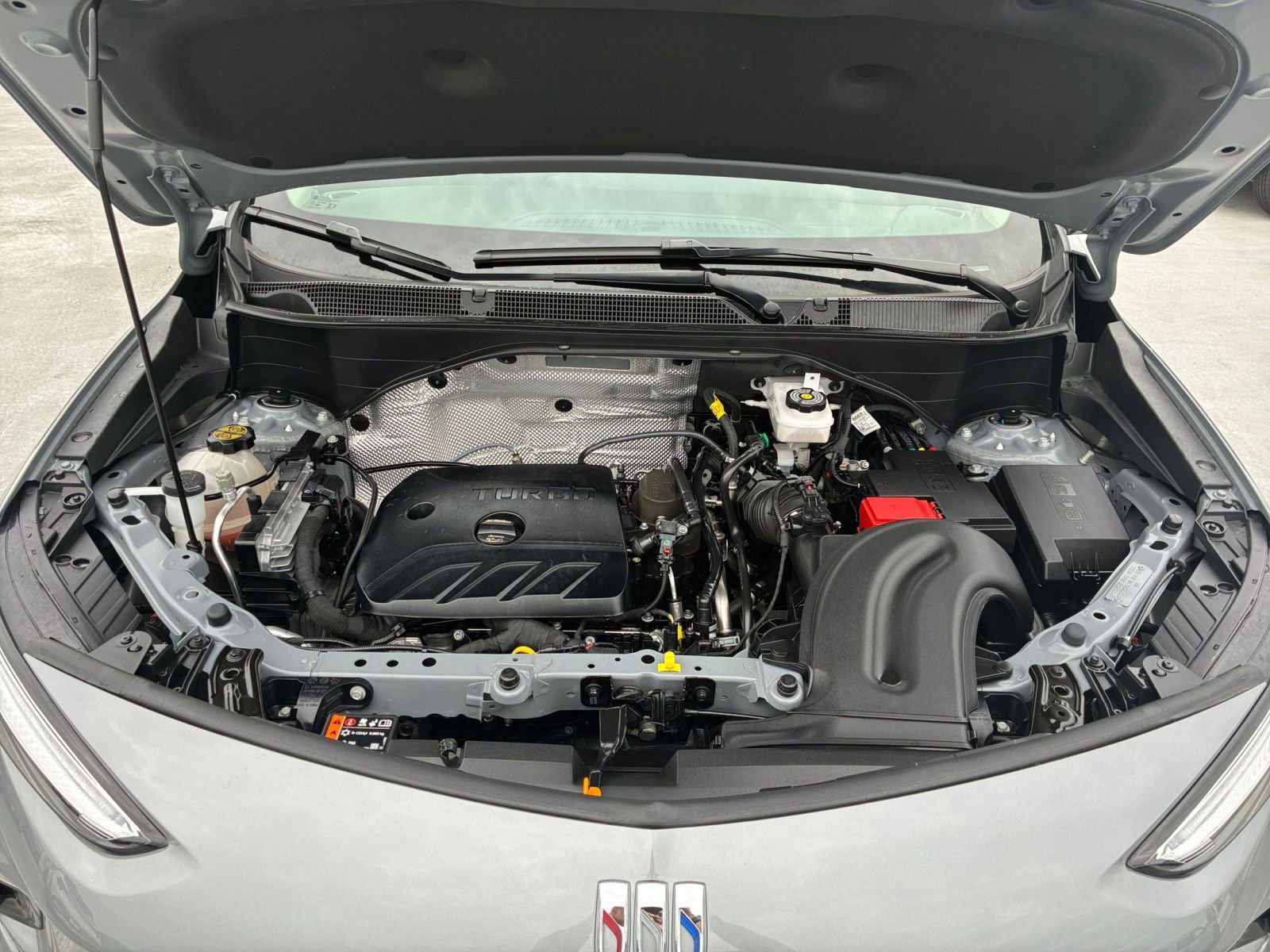 Used 2025 Buick Encore GX Preferred image 31