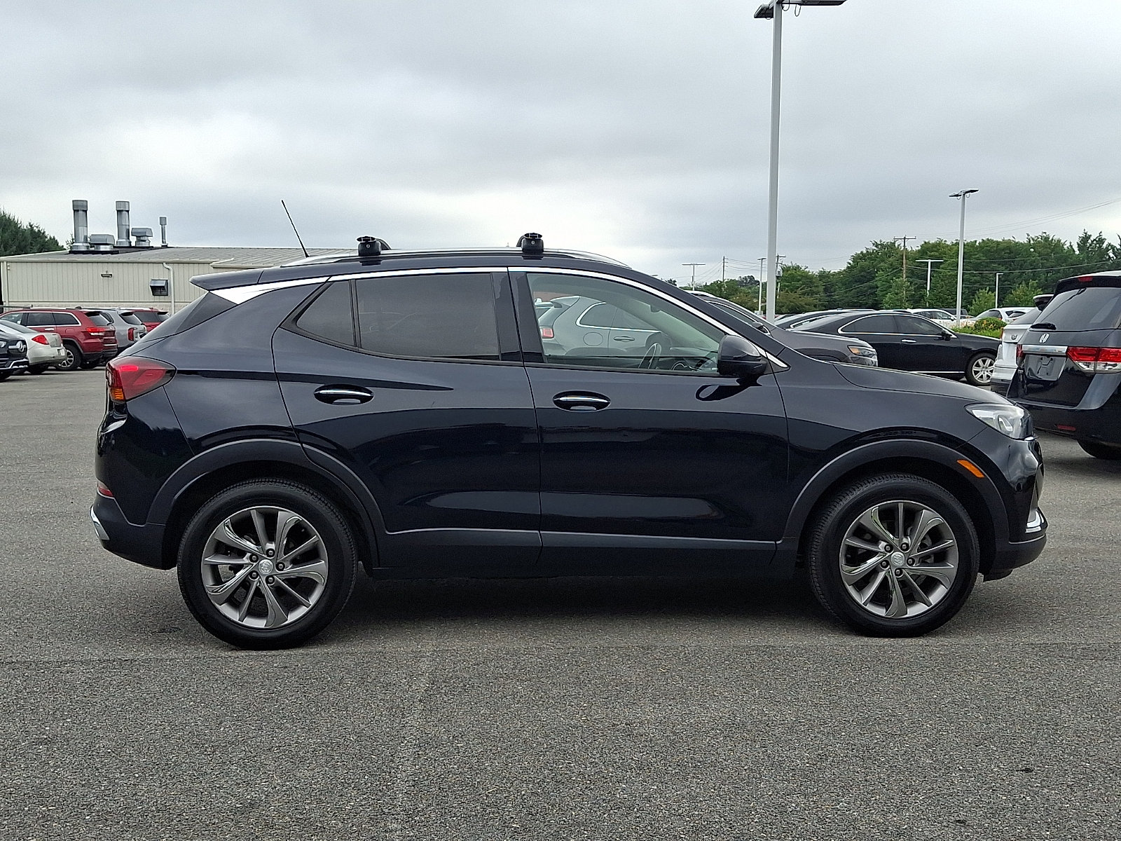 Used 2021 Buick Encore GX Essence w/ Advanced Technology Package AWD/4WD image 10
