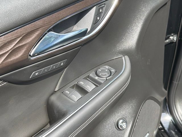 Used 2023 Buick Envision Avenir AWD/4WD image 18