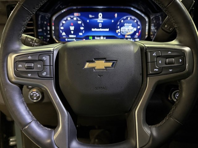 Used 2025 Chevrolet Silverado 2500 LT w/ Convenience Package image 17