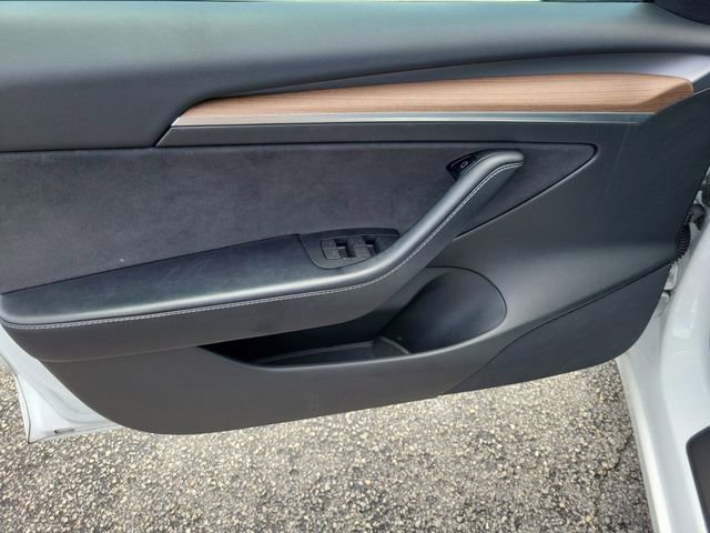 Used 2022 Tesla Model 3 Performance image 15