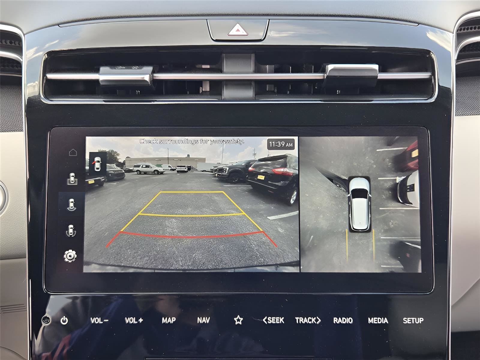 Used 2023 Hyundai Tucson Limited w/ Cargo Package AWD/4WD image 15
