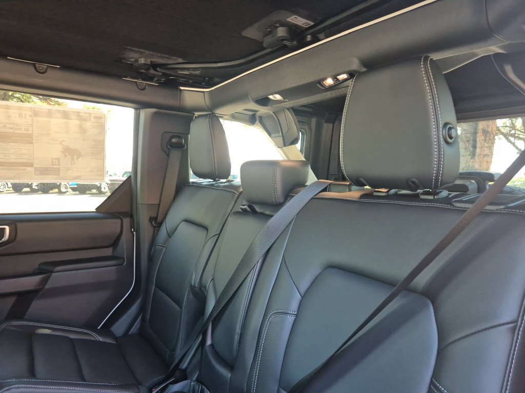 New 2026 Ford Bronco Outer Banks w/ Sasquatch Package AWD/4WD image 19