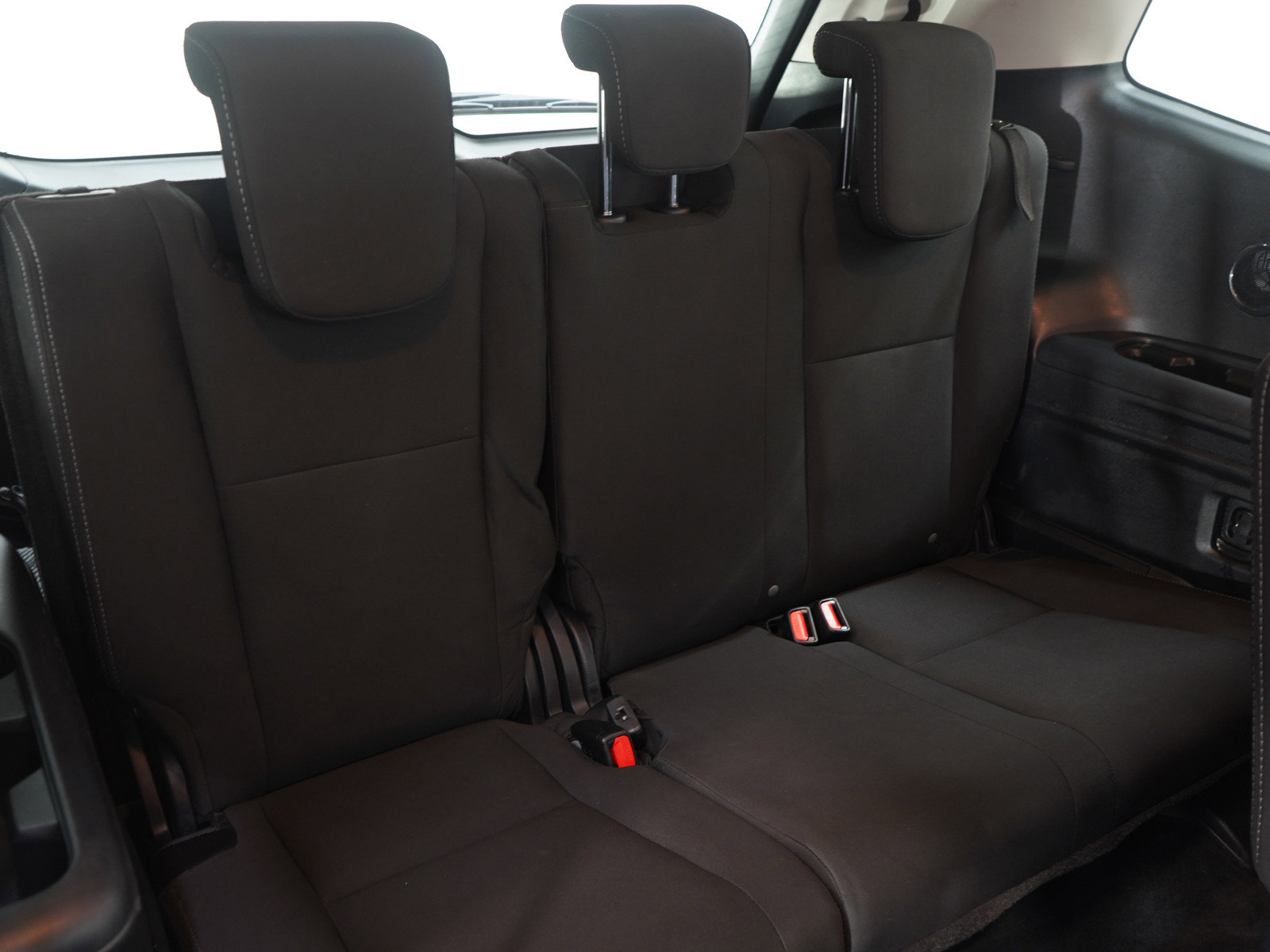 Used 2024 Subaru Ascent Premium w/ Convenience Package image 14