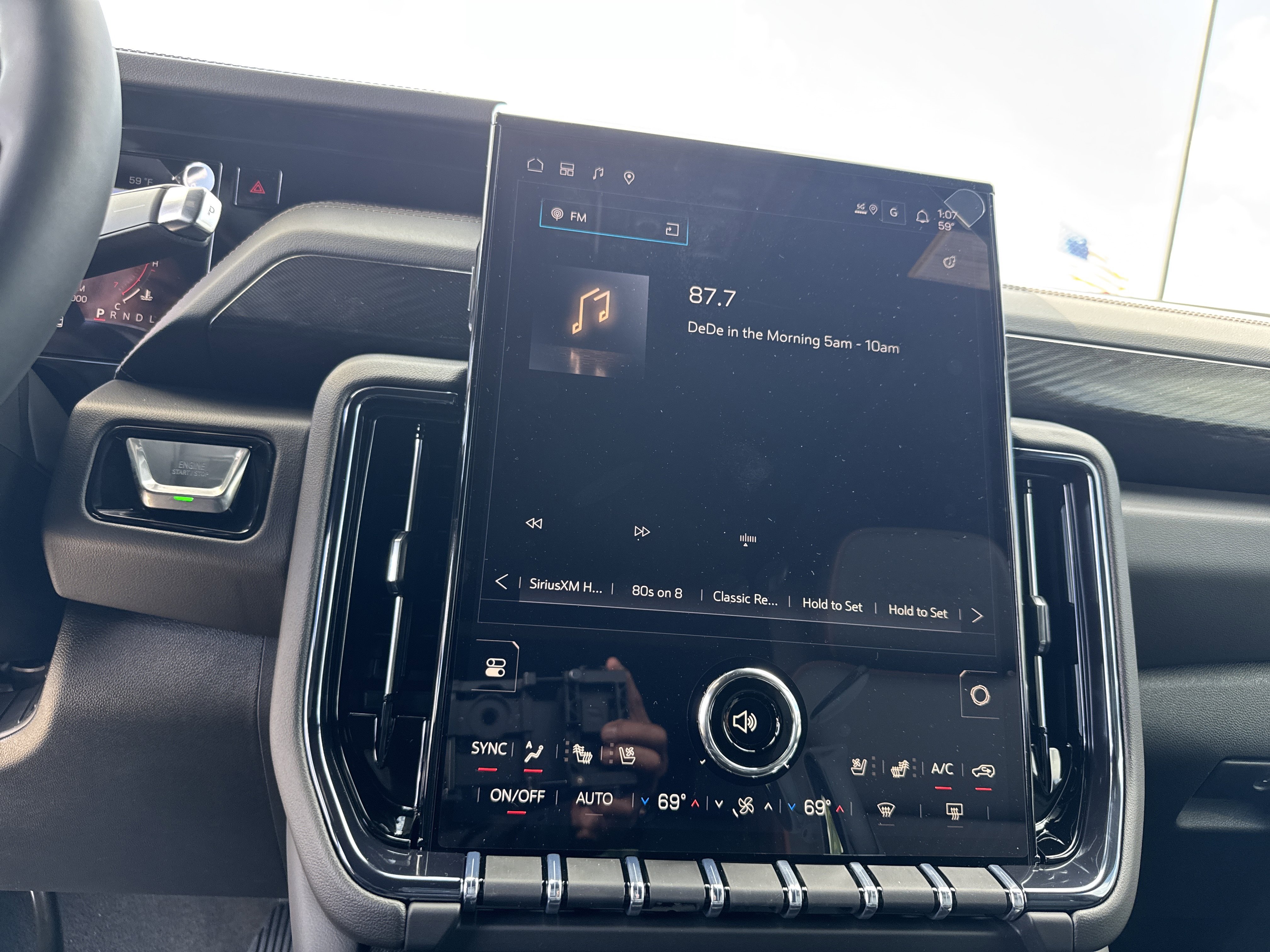 New 2026 GMC Yukon AT4 w/ AT4 Premium Plus Package image 23