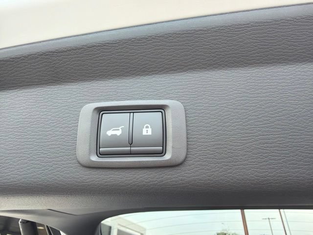New 2026 Mitsubishi Outlander SEL FWD image 13