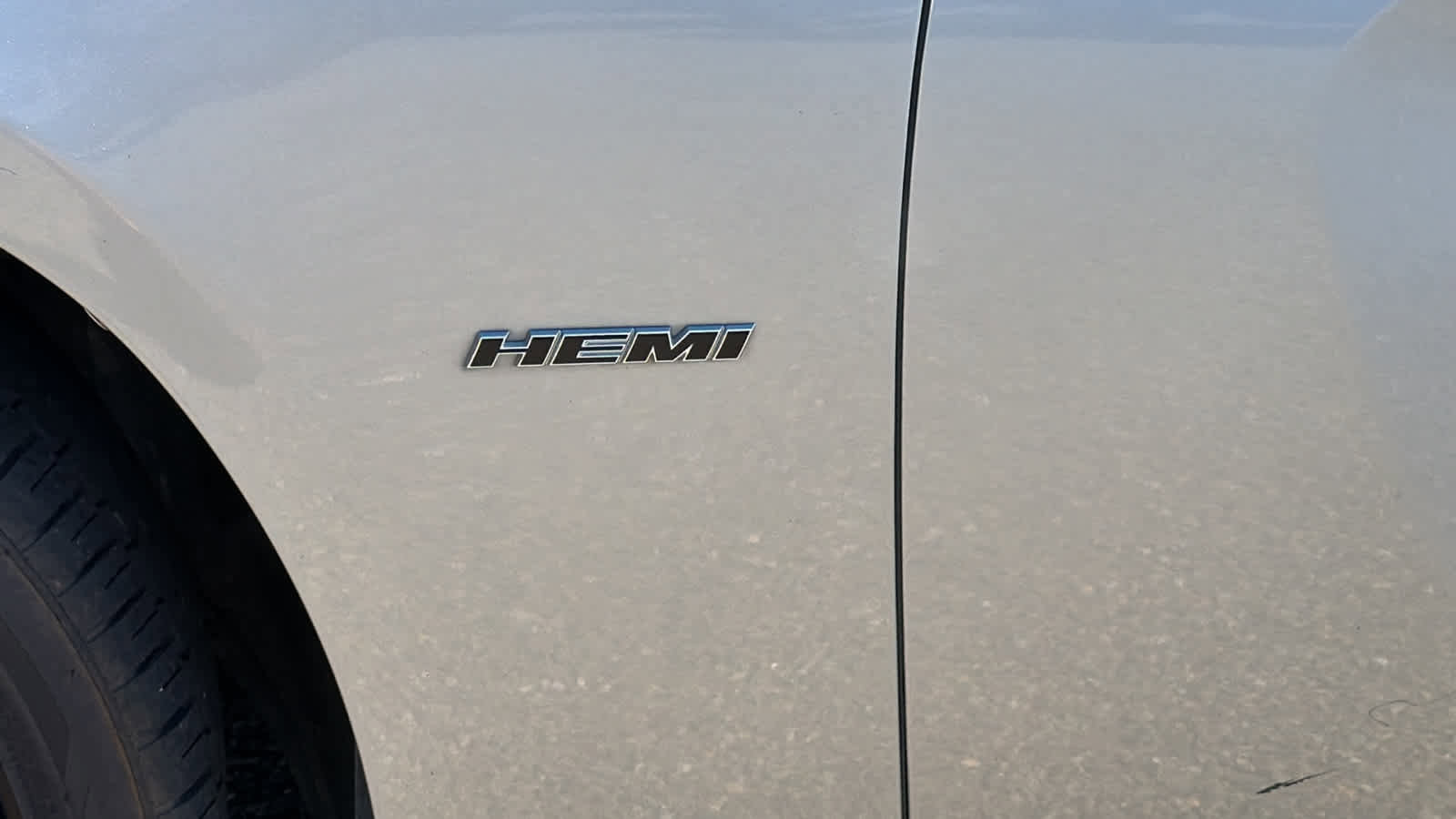 Used 2016 Dodge Charger R/T w/ Plus Group RWD image 10