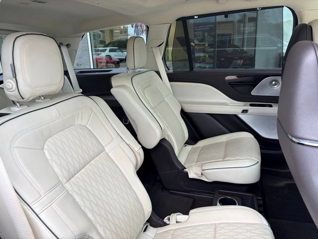 Used 2020 Lincoln Aviator Black Label w/ Dynamic Handling Package AWD/4WD image 24