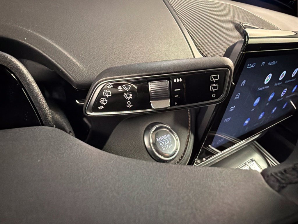 New 2026 Lincoln Nautilus Reserve AWD/4WD image 22