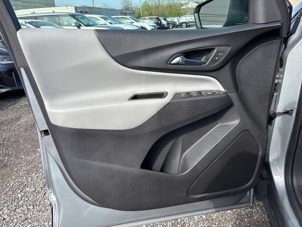 Used 2024 Chevrolet Equinox LS FWD image 37