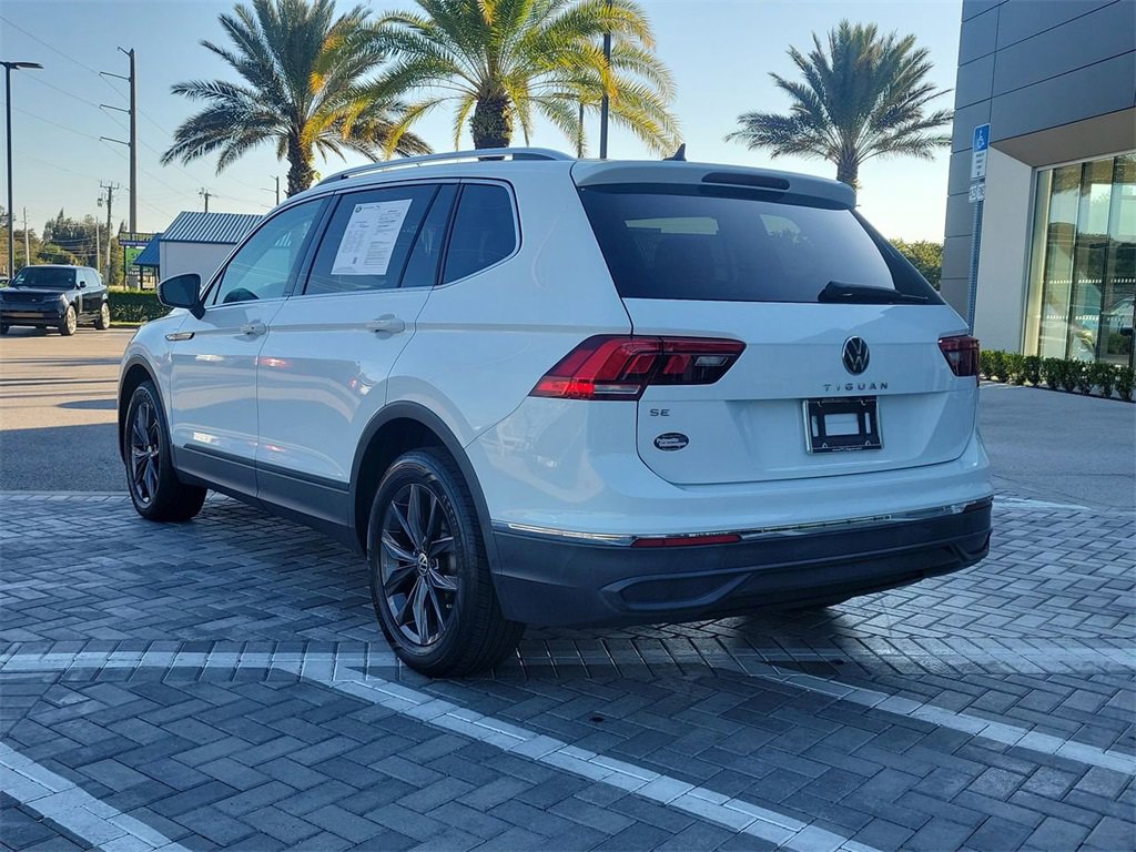 Used 2022 Volkswagen Tiguan SE image 3