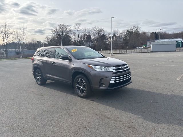 Used 2019 Toyota Highlander LE image 7