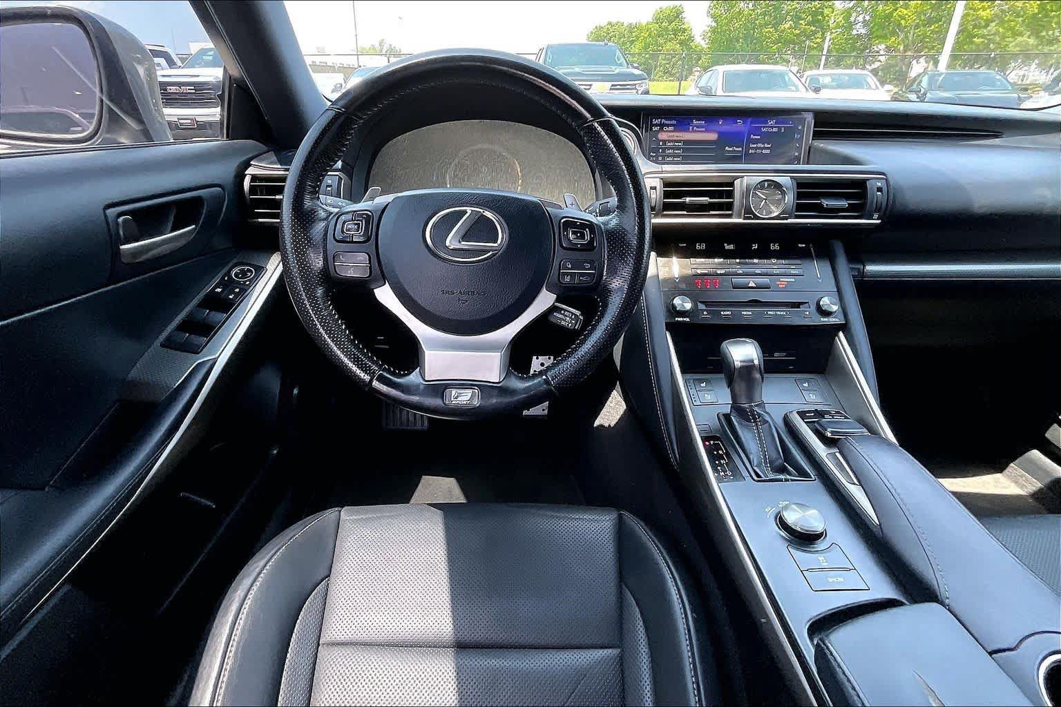 Used 2017 Lexus IS 200t F Sport w/ F Sport Package RWD image 8