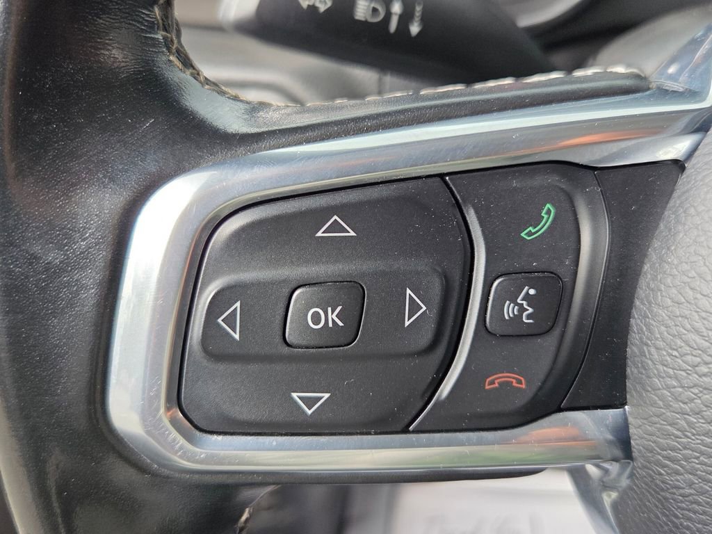 Used 2021 Jeep Wrangler Unlimited Sahara image 24