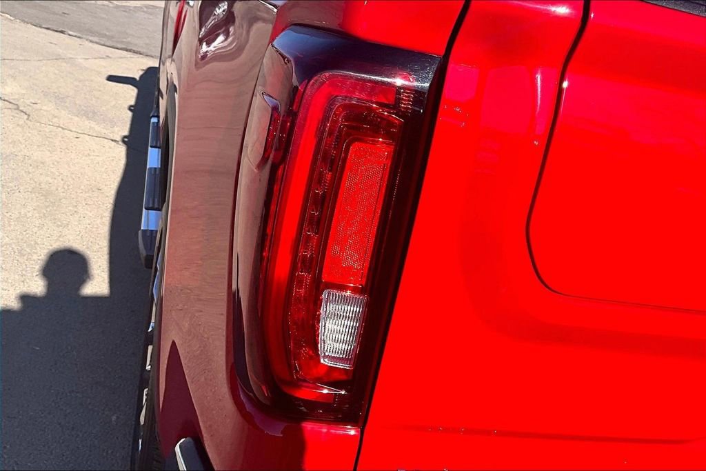 Used 2019 GMC Sierra 1500 SLT w/ SLT Premium Package image 22