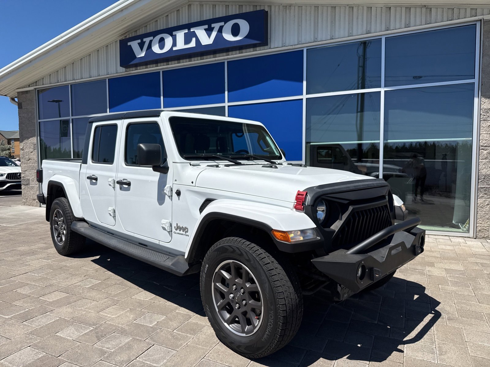 Used 2021 Jeep Gladiator Overland w/ Trailer Tow Package image 1