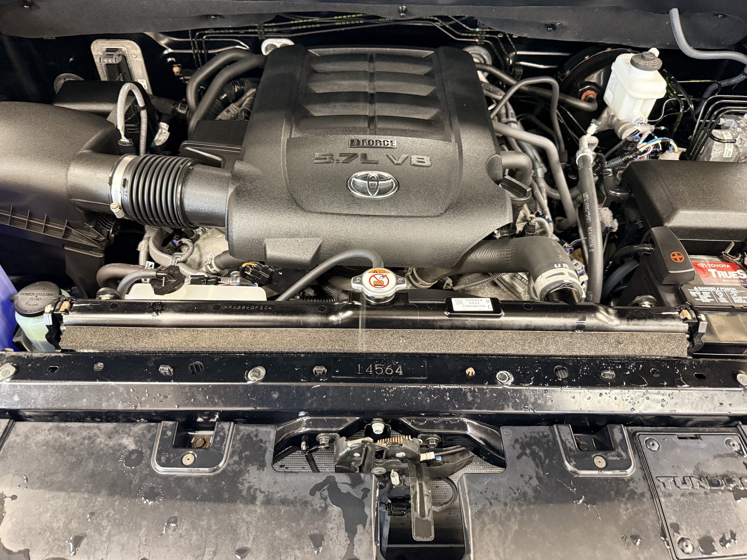 Used 2021 Toyota Tundra Limited w/ Limited Premium Package AWD/4WD image 26