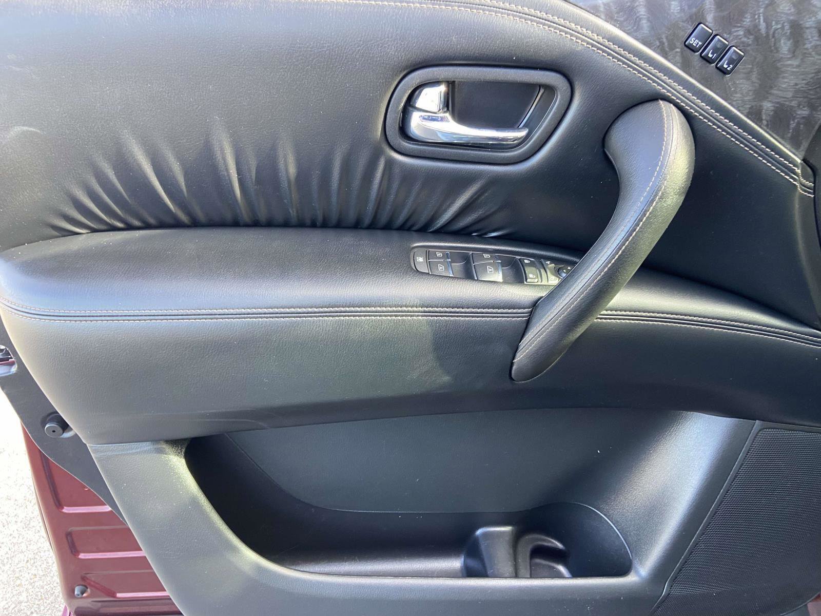 Used 2021 Nissan Armada Platinum image 9