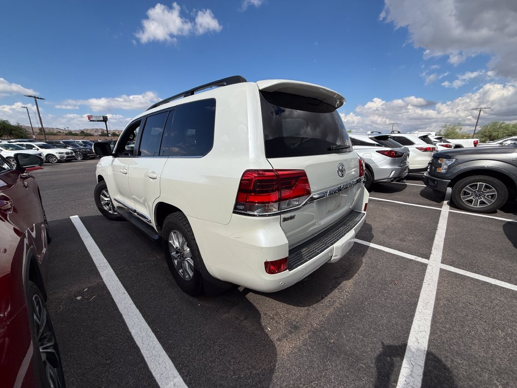 Used 2016 Toyota Land Cruiser AWD/4WD image 2