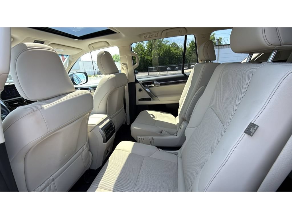 Used 2023 Lexus GX 460 Premium AWD/4WD image 40