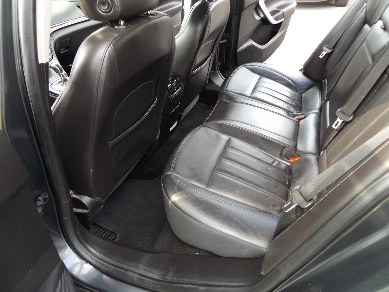 Used 2014 Buick Regal FWD image 17