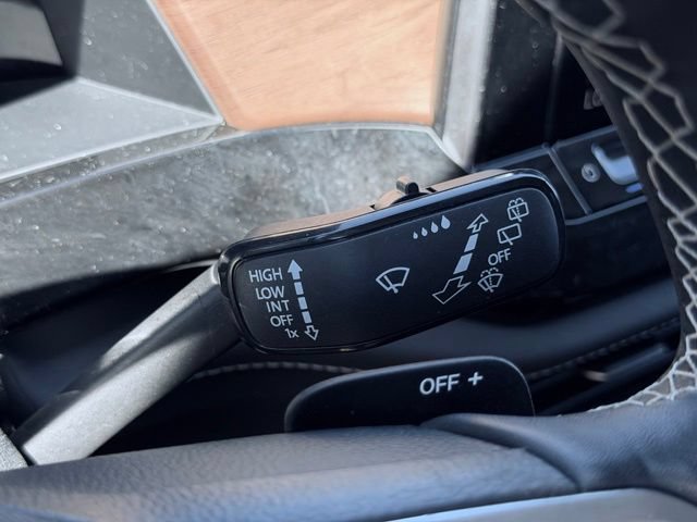 Used 2025 Volkswagen Atlas SE AWD/4WD image 34