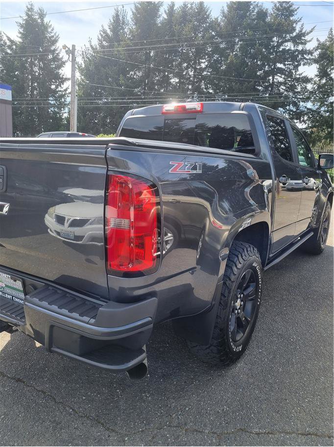 Used 2016 Chevrolet Colorado Z71 w/ LPO, Gearon Bar Package AWD/4WD image 5