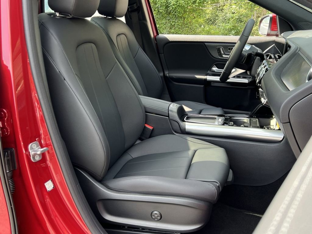 Certified 2026 Mercedes-Benz GLA 250 4MATIC image 26