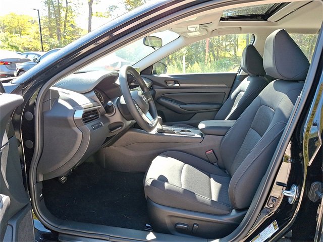 New 2025 Nissan Altima 2.5 SV w/ SV Special Edition Package image 6