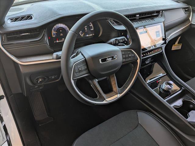 New 2026 Jeep Grand Cherokee L 2WD image 3