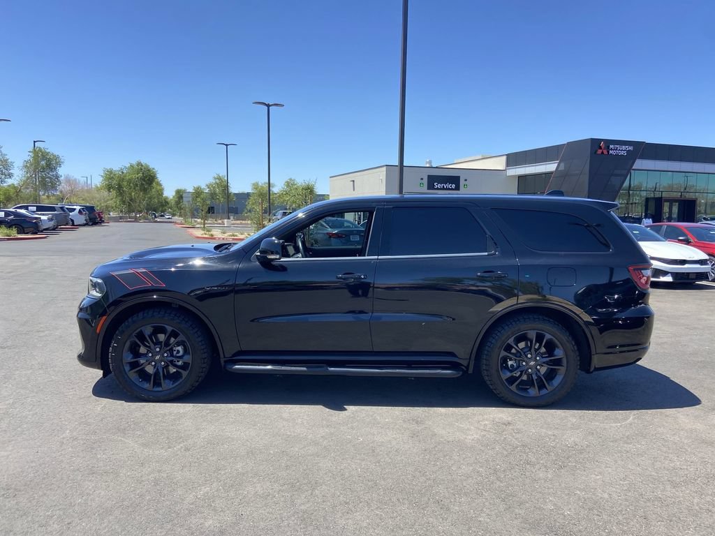 Used 2022 Dodge Durango R/T w/ Blacktop Package AWD/4WD image 4