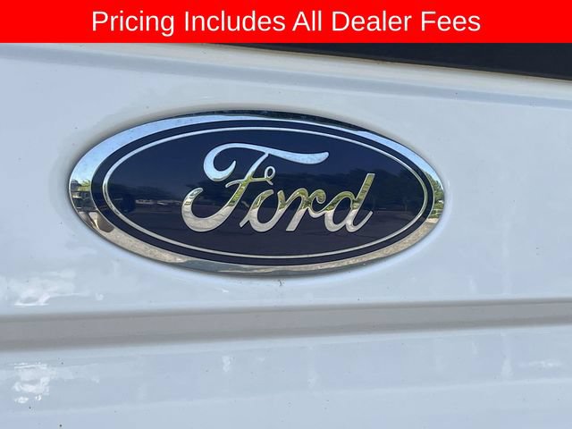 Used 2022 Ford F250 XLT w/ Black Appearance Package AWD/4WD image 16