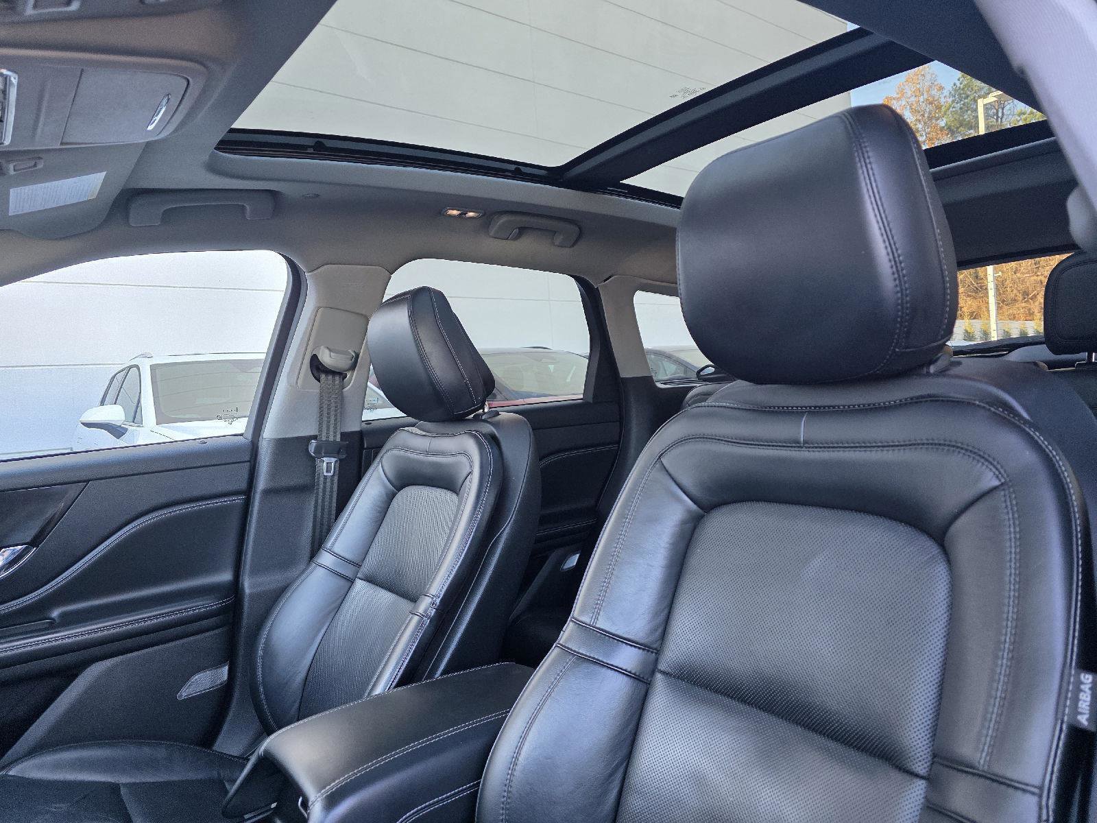 Used 2020 Lincoln Corsair AWD w/ Premium Package image 23