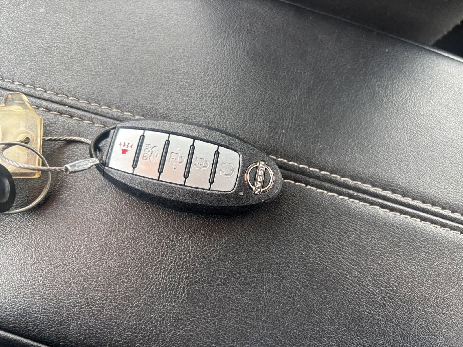 Used 2025 Nissan Altima 2.5 SV FWD image 24