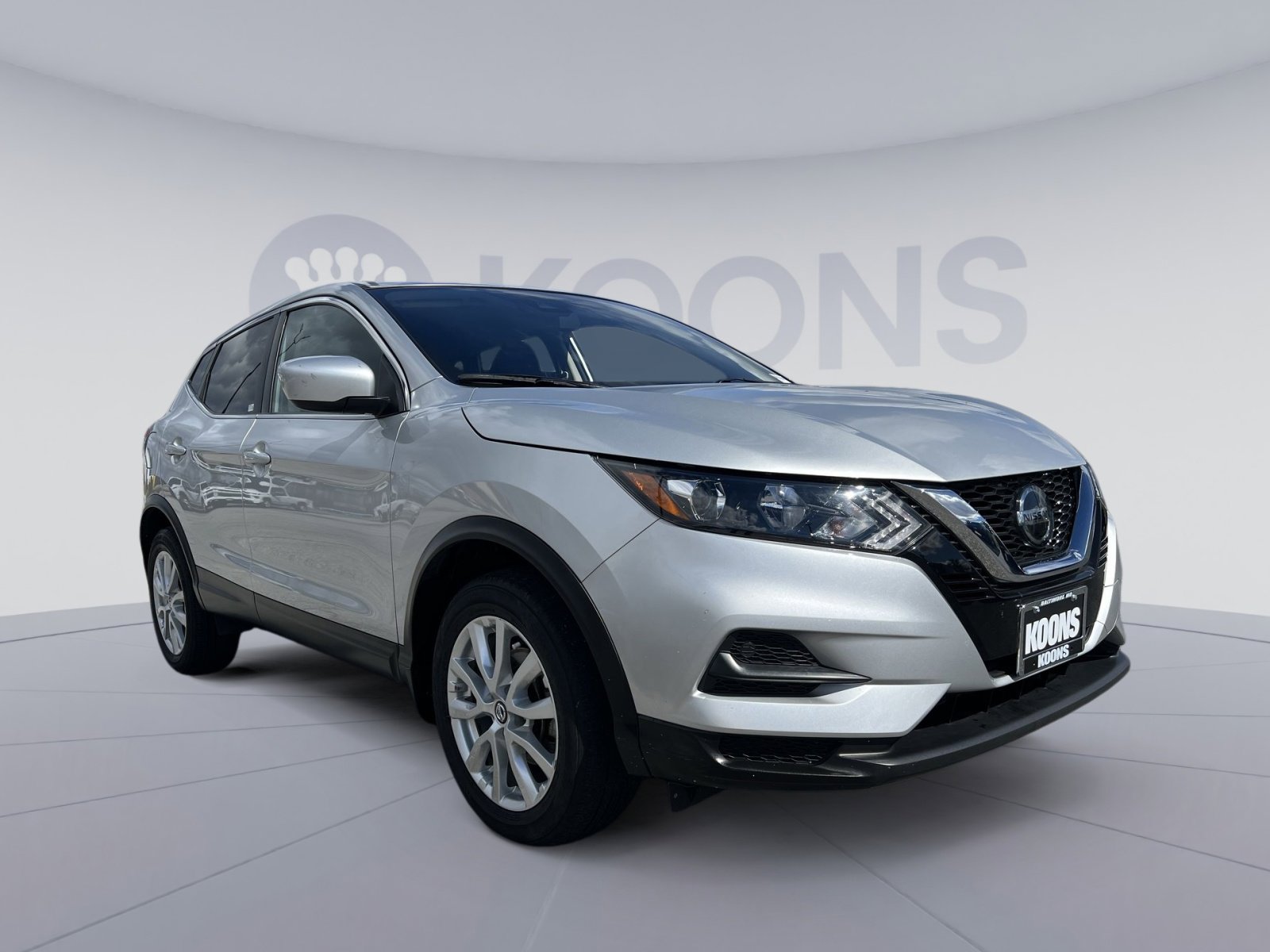 Used 2021 Nissan Rogue Sport S image 10