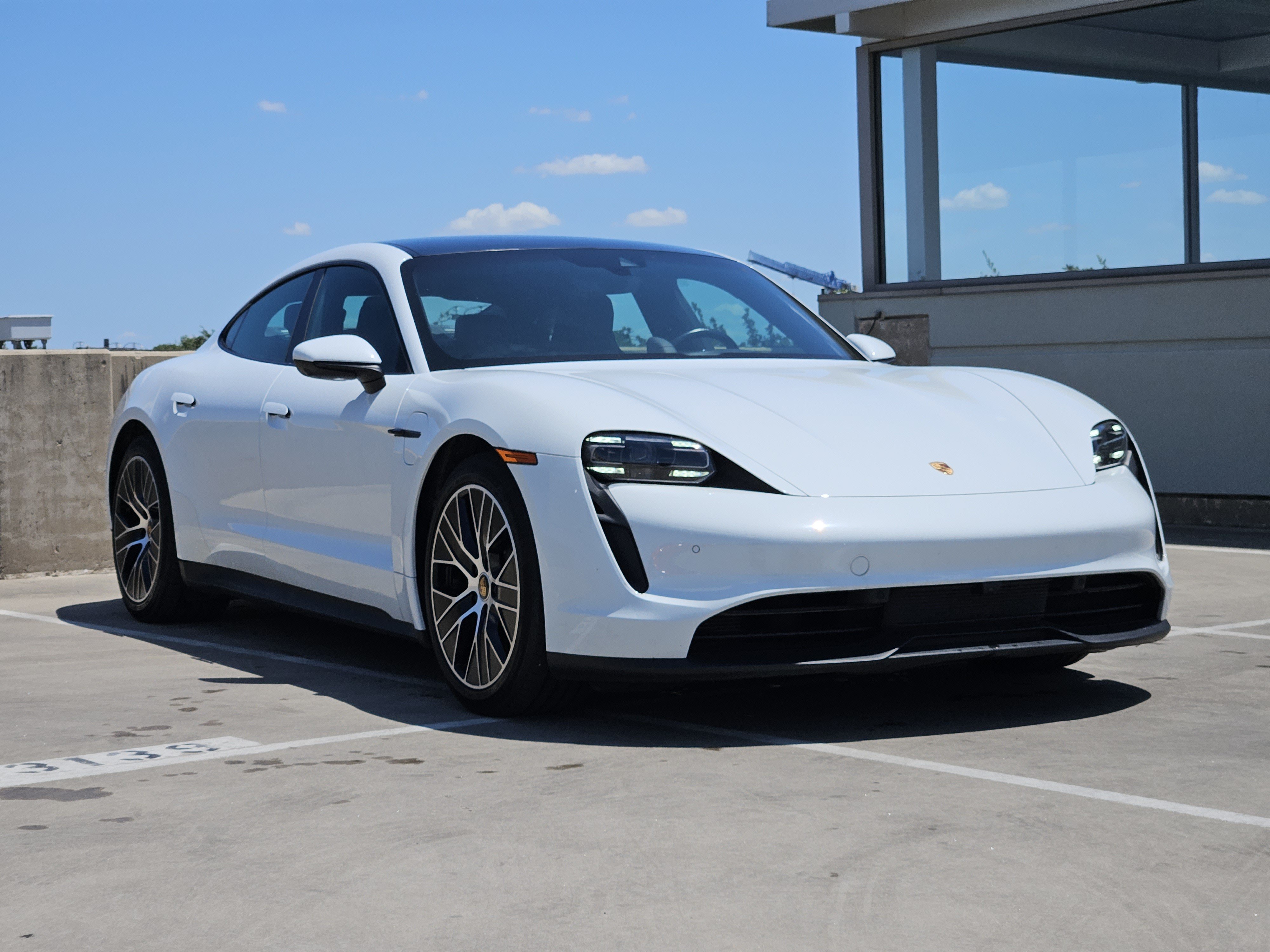 Certified 2022 Porsche Taycan RWD image 10