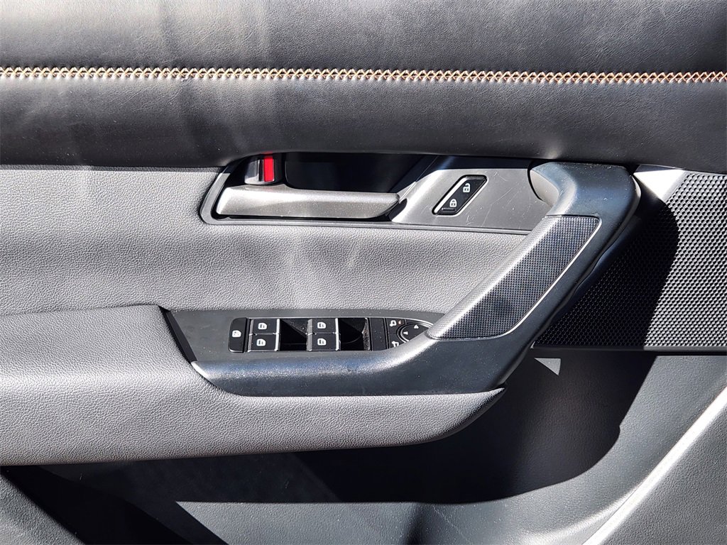 Used 2025 MAZDA CX-50 AWD 2.5 Hybrid w/ Premium Pkg image 3