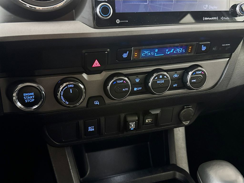 Used 2021 Toyota Tacoma TRD Sport image 14