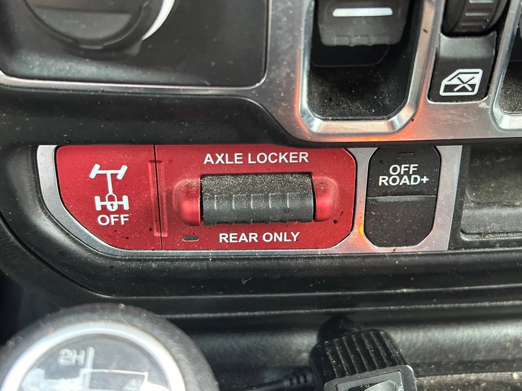 Used 2021 Jeep Gladiator Mojave AWD/4WD image 27
