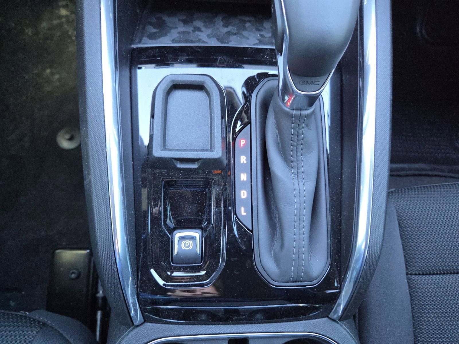 New 2026 GMC Canyon Elevation w/ Convenience Package image 32