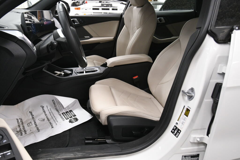 Used 2025 BMW 228i xDrive AWD/4WD image 10