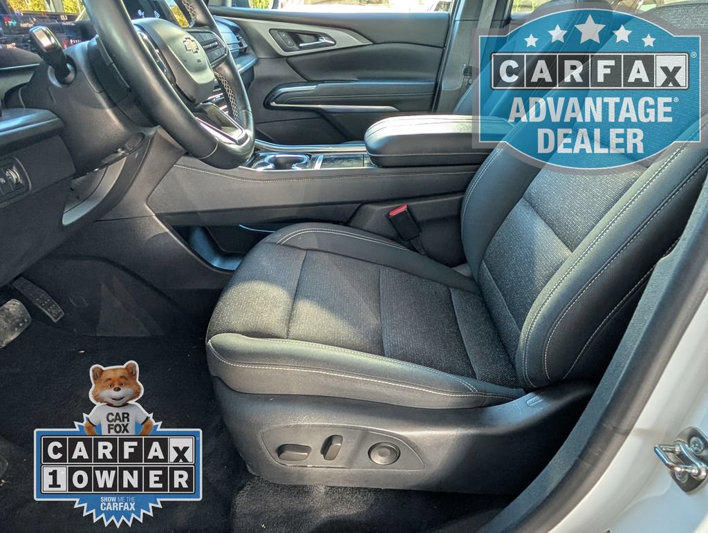 Used 2024 Chevrolet Traverse LT AWD/4WD image 15