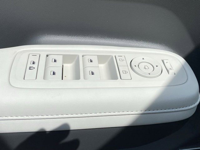 Used 2024 Hyundai Santa Fe Limited image 12