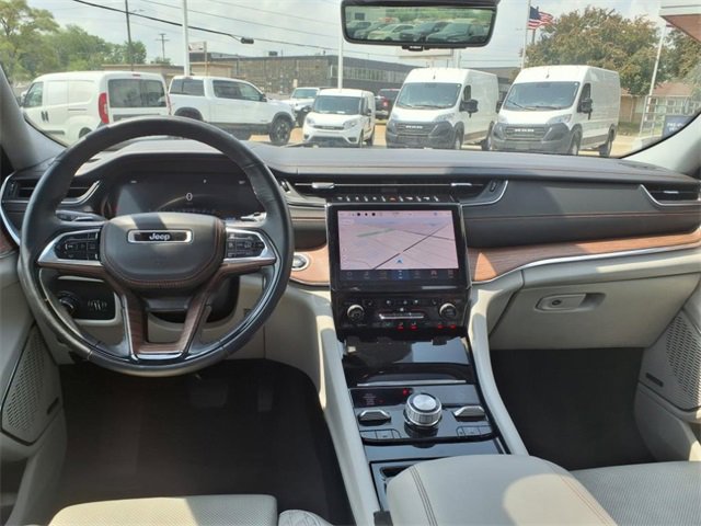 Used 2022 Jeep Grand Cherokee L Summit w/ Advanced Protech Group IV image 13