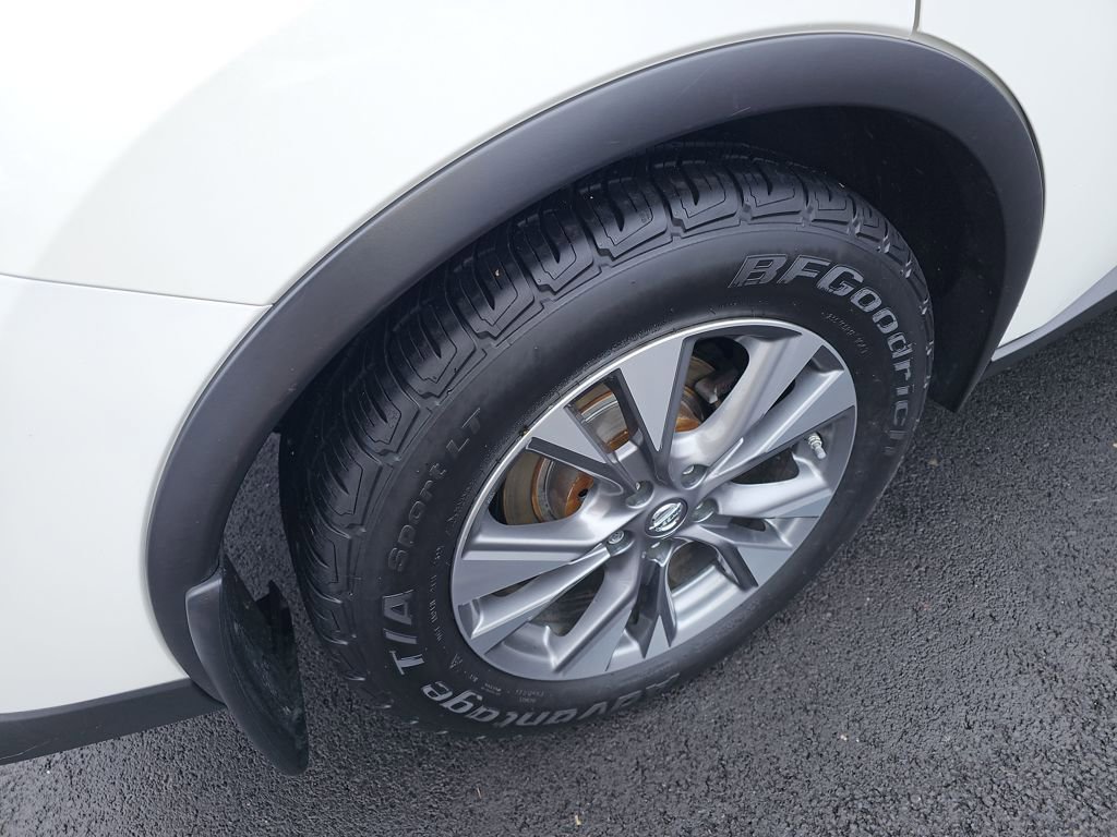 Used 2017 Nissan Murano S image 14